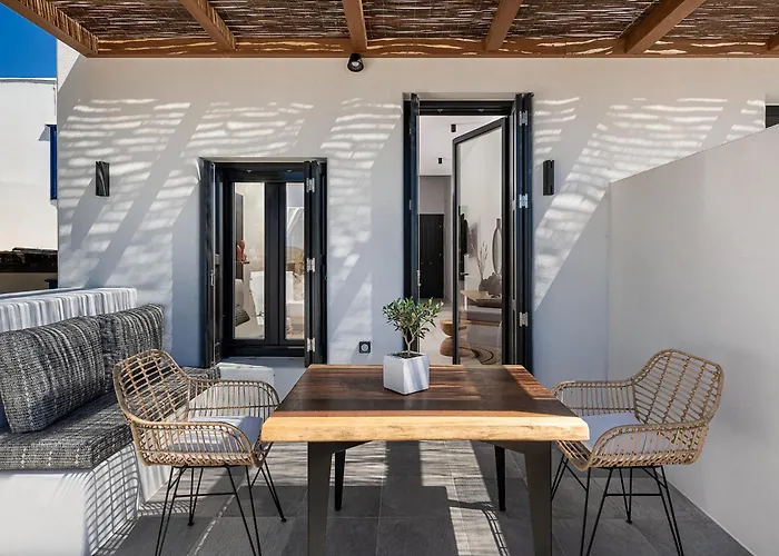 Athina Milos Suites